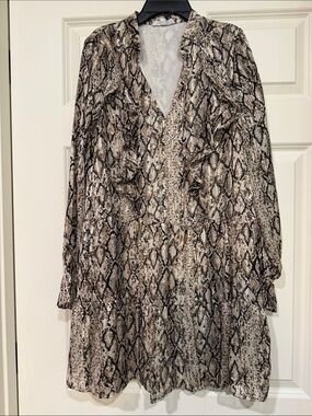THML Neutral Snake-Print V-Neck Tunic